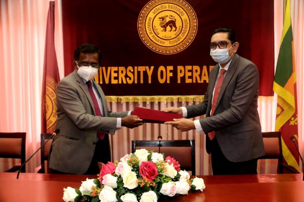 MoU between University of Peradeniya and hSenid Business Solutions (Pvt.) Ltd